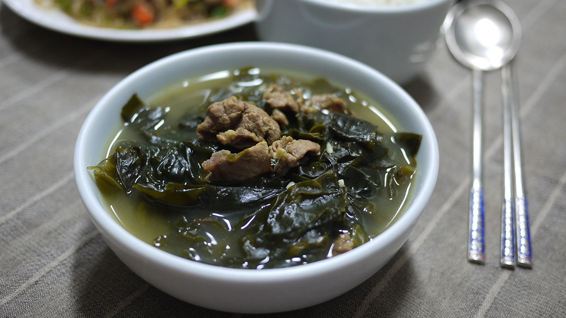 Chế độ ăn cho bà đẻ